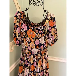 Harlow & Rose Floral Multicolor Polyester Round Neck Short Sleeve Maxi‎ Dress S thumbnail 4