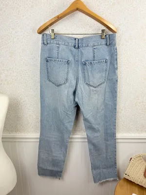 We The Free Straight Leg High Rise Light Wash Denim Raw Hem Jeans - Size - 29 thumbnail 3