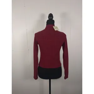 NWT Olivia Rae Top‎ – Women's M Fitted Cropped - Red Long Sleeve Ribbed thumbnail 2