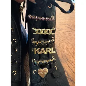 Karl Lagerfeld Paris Womens Black Leather Combat Boots Gold Charms Lug‎ Sole thumbnail 10
