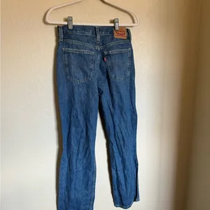 Levi‘s Low Pro Straight Jeans Sz 26 High Rise Distressed Medium Blue‎ Wash thumbnail 9