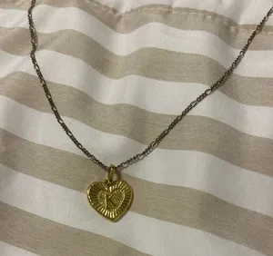 Bracha “K” Heart Necklace Gold thumbnail 1