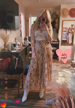 Boutique Pink Lace Maxi Skirt thumbnail 6