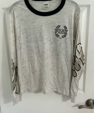 PINK - Victoria's Secret long sleeve thumbnail 1