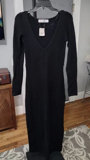 NEW Free People Beach Black Long Sleeve V-Neck Bodycon Dress thumbnail 1