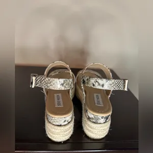 Steve Madden Fifer Snake Animal Print Espadrille Wedge Sandals thumbnail 7