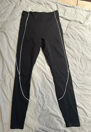 Black Fabletics Leggings thumbnail 1