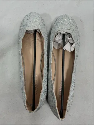 Womans New In Box De Blossom Baba Ballet Flats Size 5.5 Silver Shimmer thumbnail 4