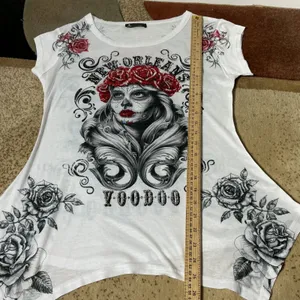 Maxi & Co Lagenlook Voodoo Graphic Tunic Women S White Sugar Skull Rose‎ Top thumbnail 2