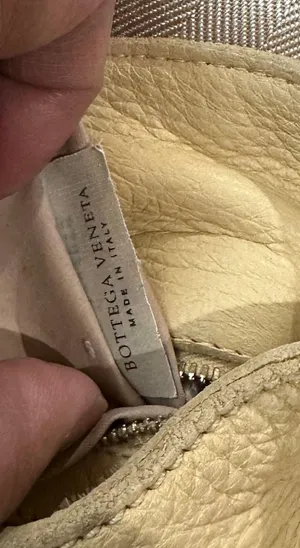 Bottega Veneta Authentic vintage  Shoulder Bag thumbnail 8