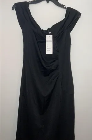 New small Offshoulder Black Dress NWT thumbnail 4