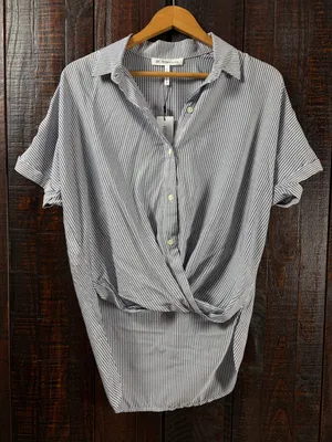 BCBGeneration Pinstripe Twist-Front Hi-Low Buttobg front Shirt NWT XS thumbnail 1