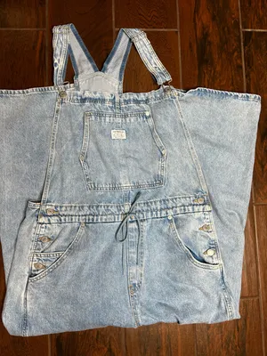 Levi’s Apron Front Tie Wide Leg Light Wash Denim Overalls Women’s Large thumbnail 2