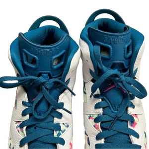 Jordan 6 Retro White Laser Fuchsia Green Abyss Kids 7Y/8.5W thumbnail 12