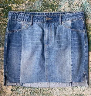 Gianni Bini denim patchwork raw hem mini skirt, size large thumbnail 1