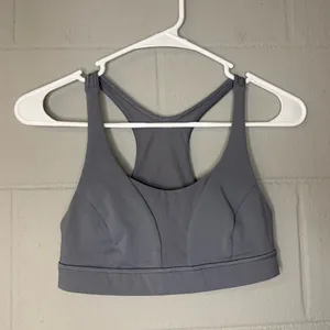 Lululemon Athletica Grey Sports Bra Women’s Size 6 Athletic Bra thumbnail 1