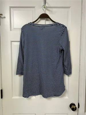 Vintage Coastal Stripe Crewneck Top with Embroidered Colorful Beach Chair thumbnail 4