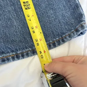 NWT Levi's '94 Baggy Mid Rise Straight Leg Jeans Size 25x31 Loose Hip & Thigh thumbnail 5