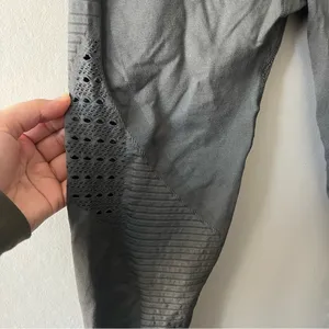 Gymshark Dark Grey Energy Seamless Leggings Size Medium thumbnail 3