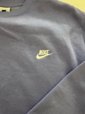 Nike Crewneck Sweatshirt thumbnail 2