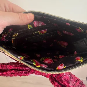 Betsey Johnson Checkered Wristlet Pink Sequin‎ Bow Heart Charm Clutch Bag thumbnail 9