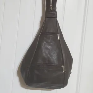 Source Unknown Leather Backpack Made in Mexico thumbnail 2