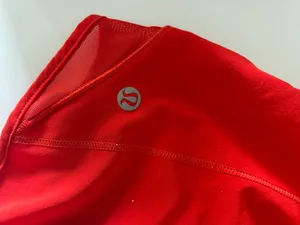 Lululemon Shorts Hot Low-Rise Hot Lined 2.5" thumbnail 2