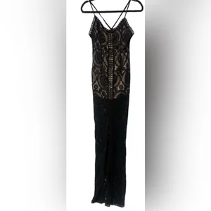 L'ATISTE Black Maxi Dress with Lace Design NWOT thumbnail 4
