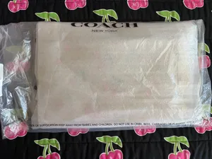 NWT Signature Coach Cherry Laptop Sleeve/Case thumbnail 9