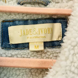 Jade and Ivory denim jean jacket with sherpa size Medium thumbnail 4