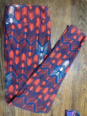 LuLaRoe Leggings Tall & Curvy thumbnail 1