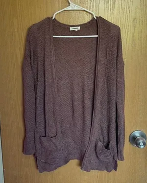 Cardigan thumbnail 1