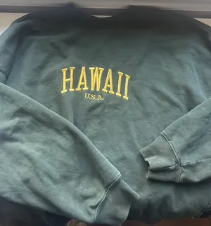 Crewneck thumbnail 1