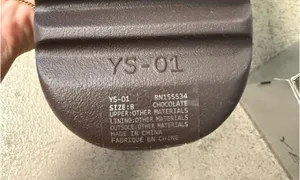 Yeezy Slides thumbnail 5