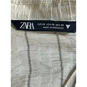 Zara Women's Cream Striped Crinkled Long Sleeve Cropped Blazer Shirt Top Size XS thumbnail 3