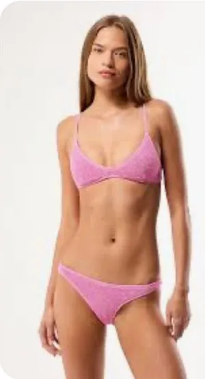 Lululemon swimsuit thumbnail 1