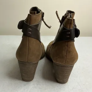 Franco‎ Sarto Dotty Brown Ankle Boots Leather Wrap Buckle Block Heel 9.5M thumbnail 3