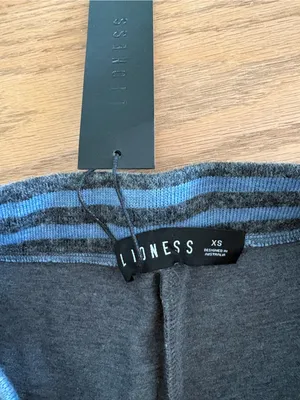 Lioness Striped Two-Piece Shorts Set - Blue/Gray thumbnail 3