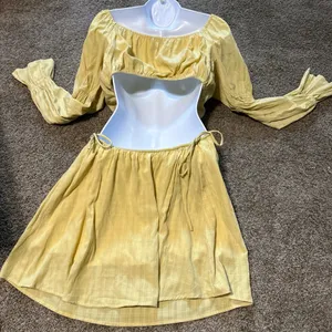 Kittenish Soft Yellow Garment thumbnail 3