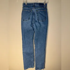 Abercrombie & fitch curve love 90’s straight ultra high rise jeans 6/28 Short #7 thumbnail 4
