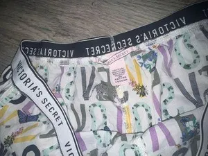 Victoria’s Secret LOVE VS Lacy sleep boxy shorts! thumbnail 2