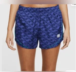 Nike Tempo 3.5" Clash 2.0 Women's Running Shorts size XXL like new condition thumbnail 2