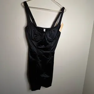Pophush‎ Black Satin bodysuit thumbnail 4
