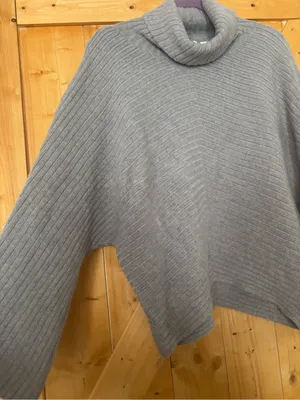 MOTH Anthropologie Grey Ribbed Chevron Cowl Neck Oversized Sweater Size M‎ thumbnail 6