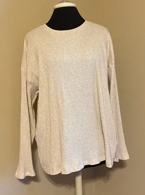 H&m ribbed cream tan long sleeve top 💜 thumbnail 1