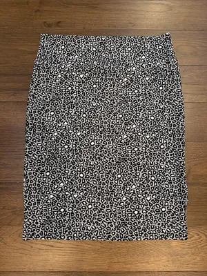 LuLaRoe Cassie Pencil Skirt in Leopard Print Size XL - C15-024 thumbnail 1