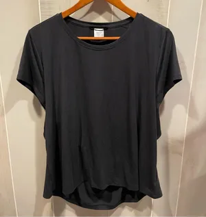 Cute flowy key hole elastic back athletic top Athleta running yoga workout gray thumbnail 1