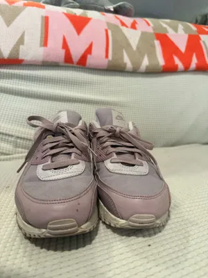 Nike Air Max Sneakers Women’s thumbnail 2