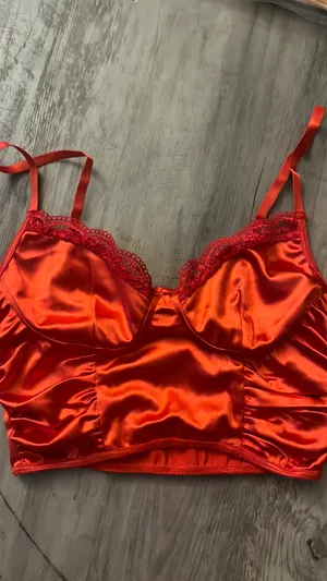 Tank Red thumbnail 1