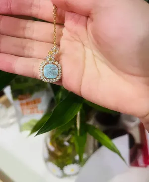 18k Gold Snowflake Necklace Blue thumbnail 2